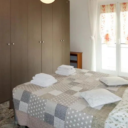 Locazione Turistica Acquamarina - Aao152 Appartement Alassio